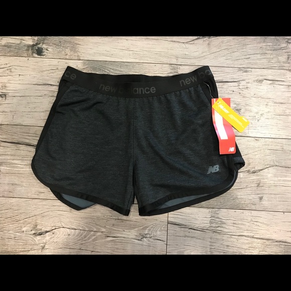 new balance running shorts with pockets